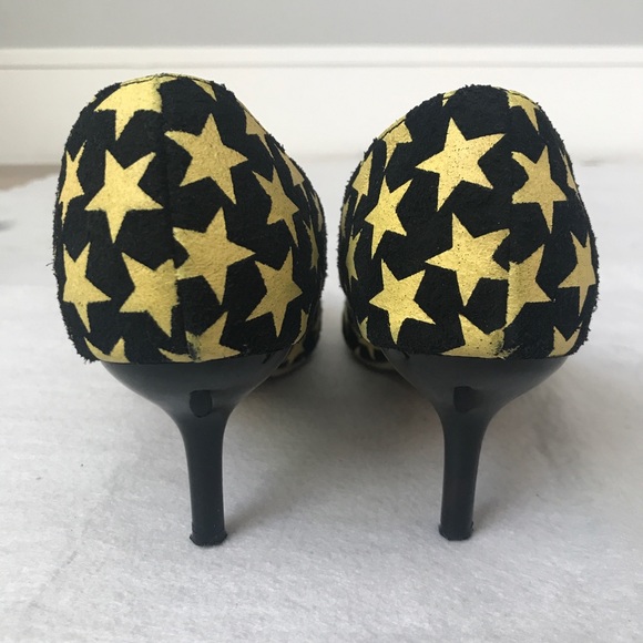 Black suede yellow stars pointy kitten heels pumps - Picture 4 of 5